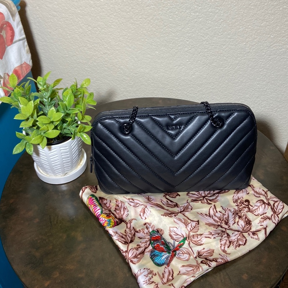 DKNY PURSE